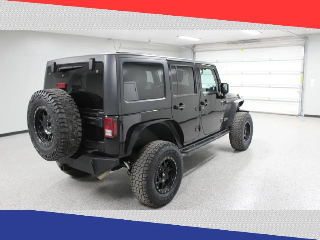 2016 Jeep Wrangler - 1C4BJWFG4GL265428 - Image #2